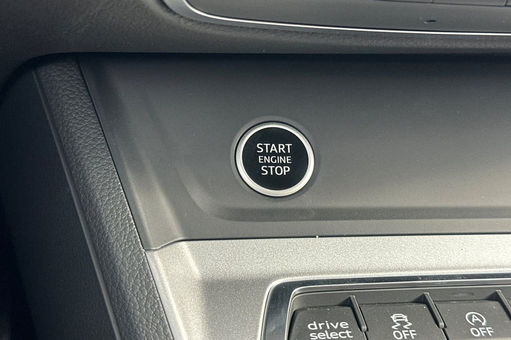 2025 Audi Q3 S Line Premium - Photo 19