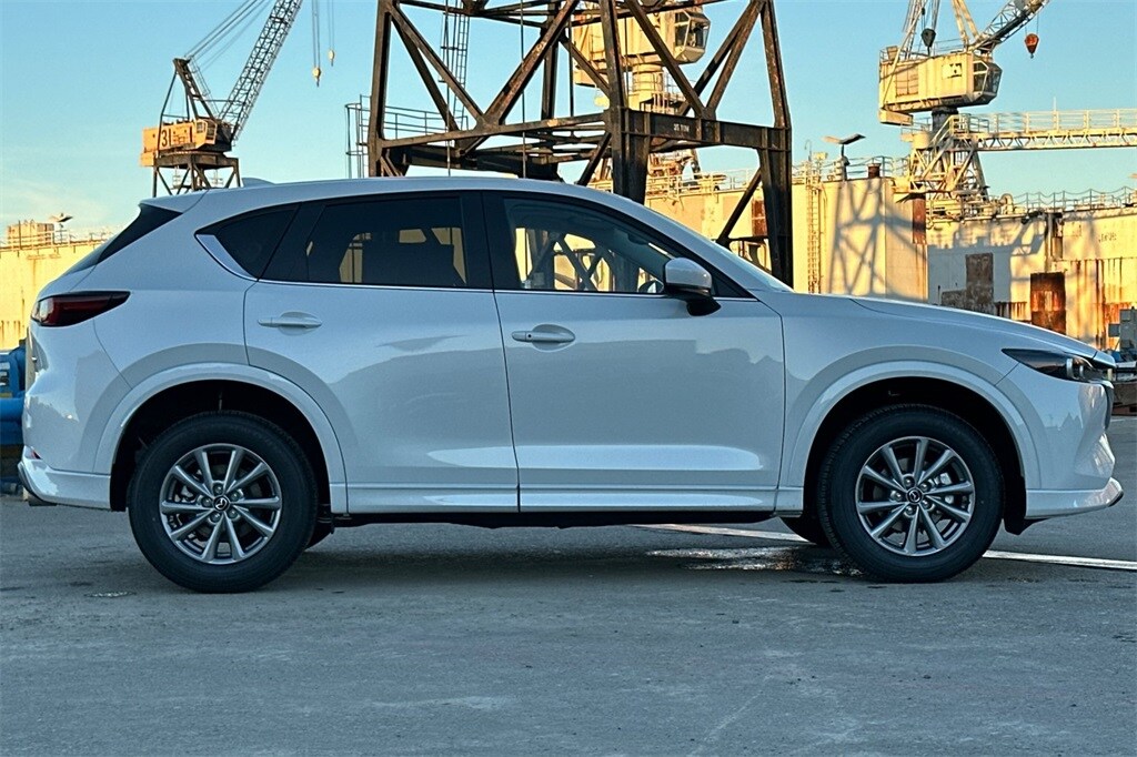 2025 Mazda CX-5 2.5 S Preferred photo 3