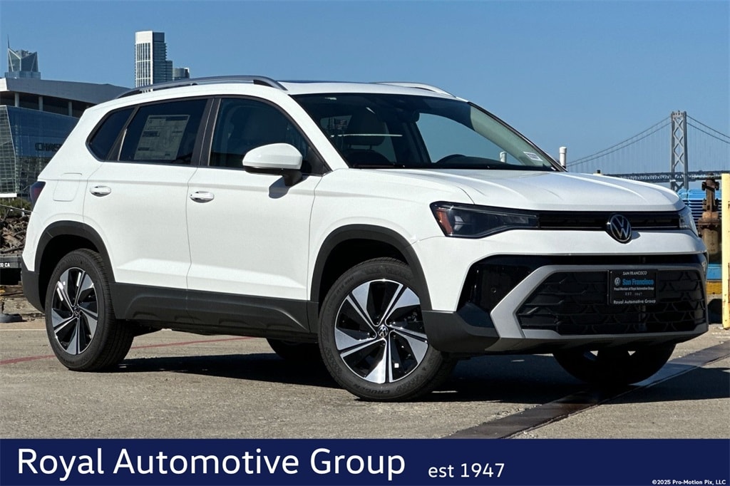 New 2025 Volkswagen Taos 1.5T SE SUV
