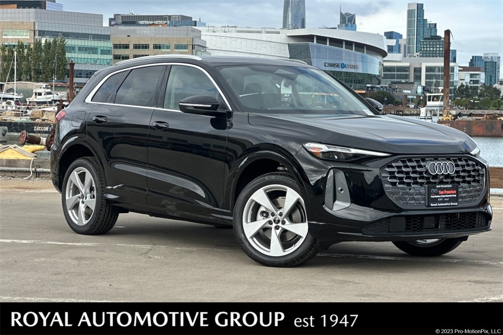 2025 Audi New Q5 Premium Plus's photo