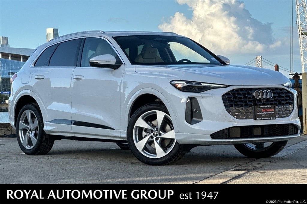 2025 Audi New Q5 Premium Plus's photo