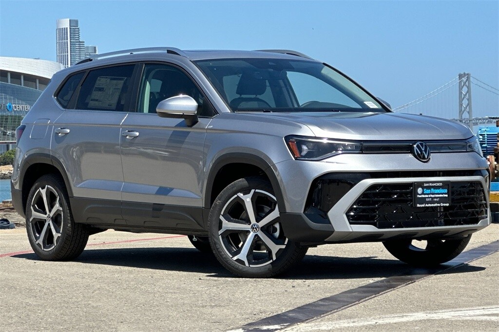 2025 Volkswagen Taos SEL photo 2
