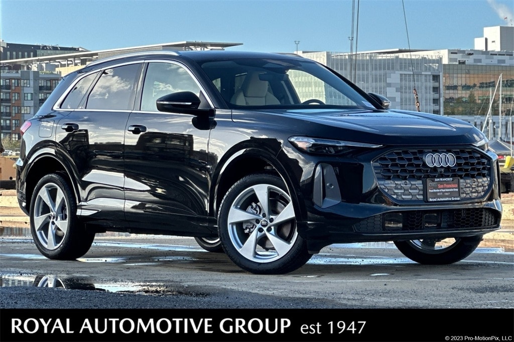 2025 Audi New Q5 Premium Plus's photo