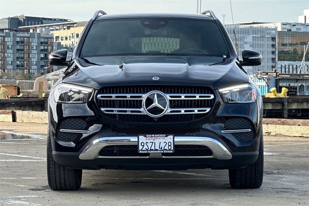 2025 Mercedes Benz GLE 450e 4MATIC photo 4