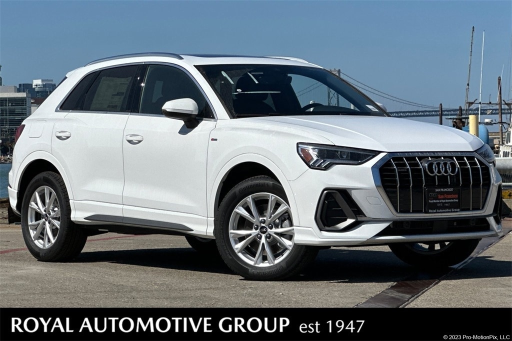2025 Audi Q3 S Line Premium's photo