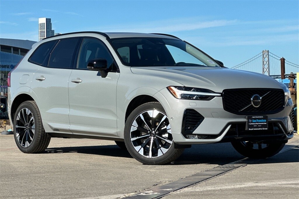 New 2026 Volvo XC60 B5 Plus SUV