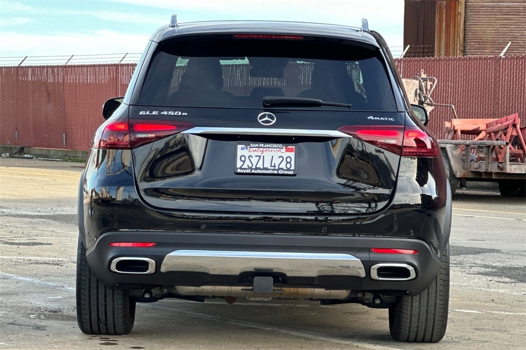 2025 Mercedes Benz GLE 450e 4MATIC photo 3