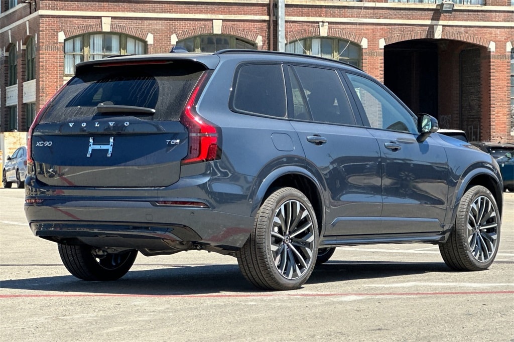 New 2026 Volvo XC90 plug-in hybrid T8 Ultra Dark Theme 7-Seater SUV