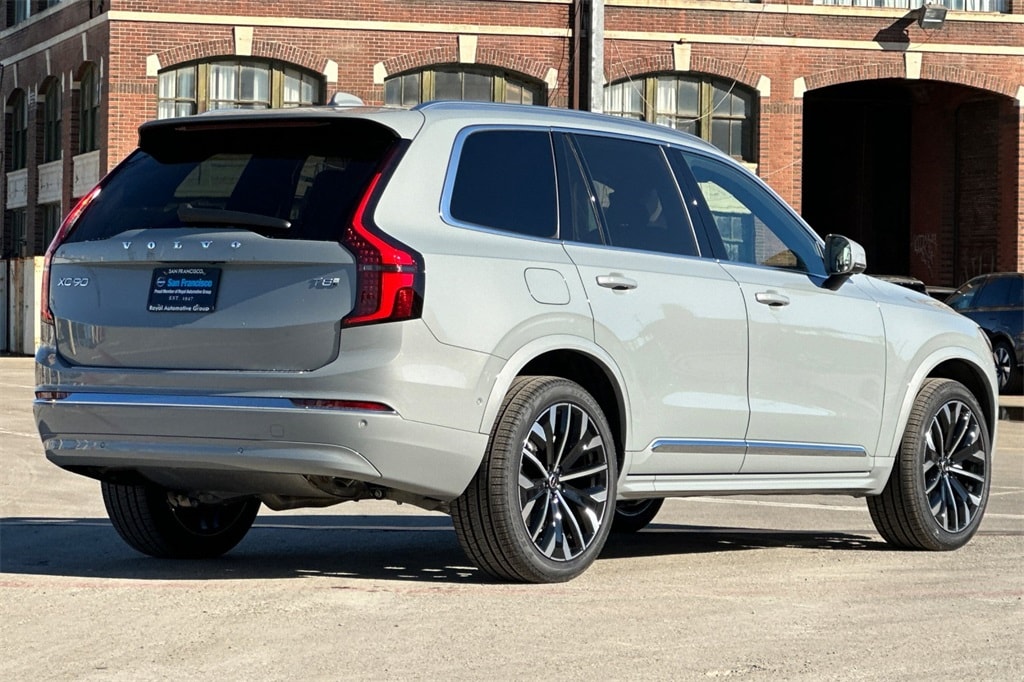 New 2026 Volvo XC90 plug-in hybrid T8 Plus 6-Seater SUV