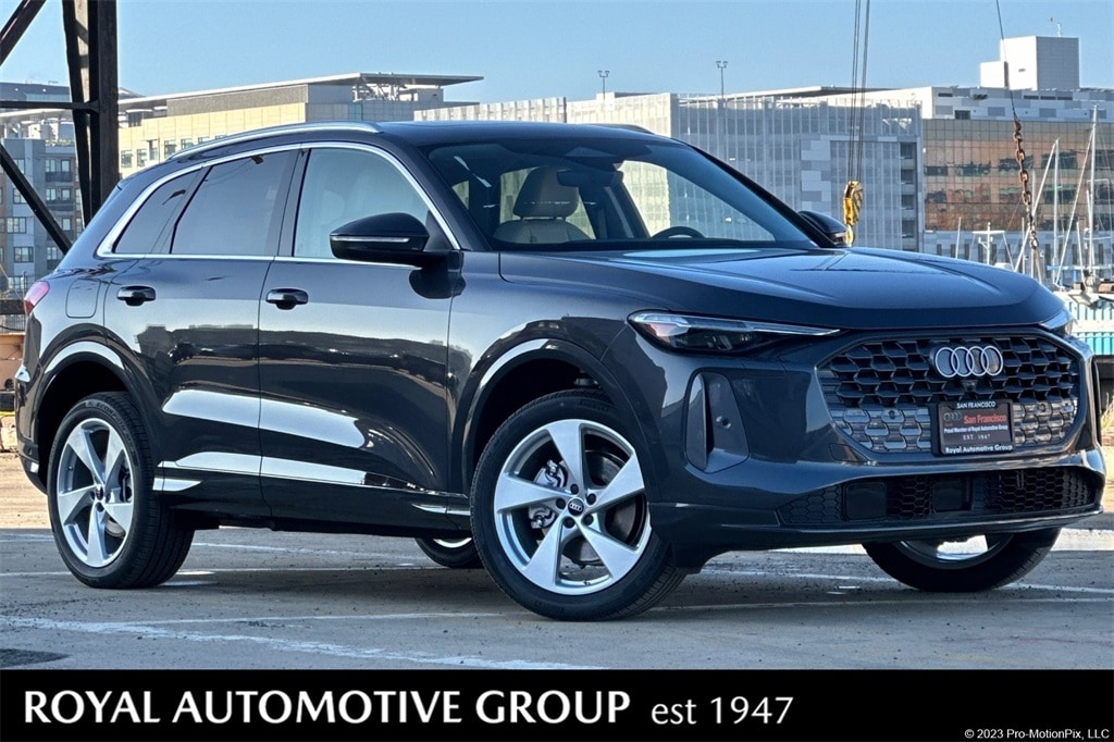 2025 Audi New Q5 Premium Plus's photo