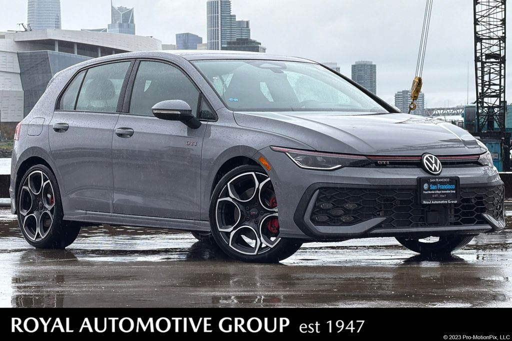 2026 Volkswagen Golf GTI Autobahn