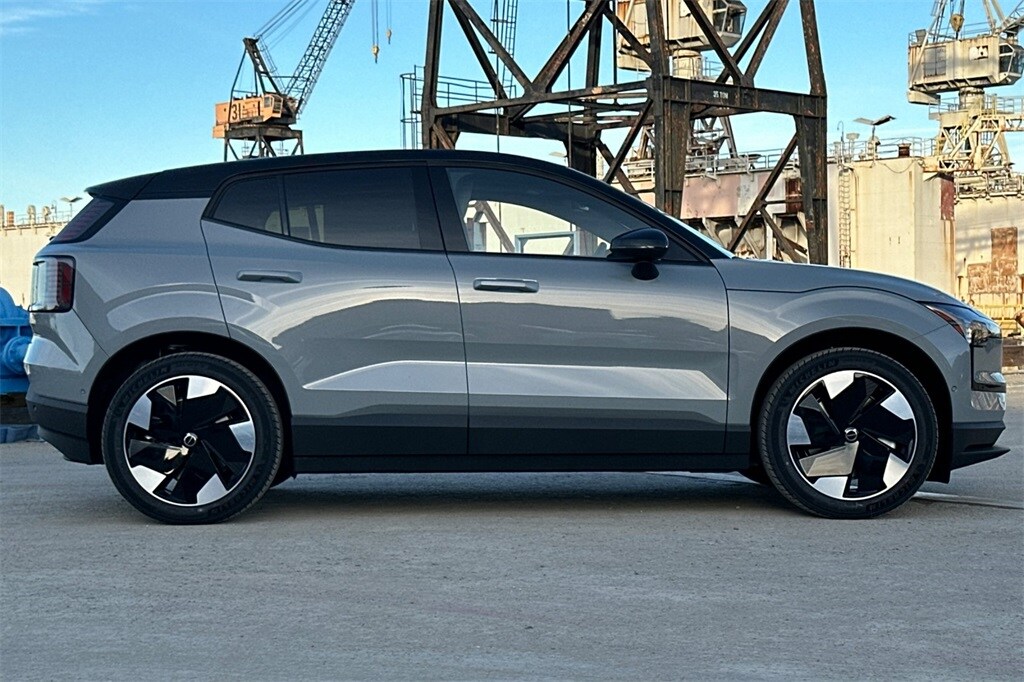 2026 Volvo EX30 Ultra photo 3