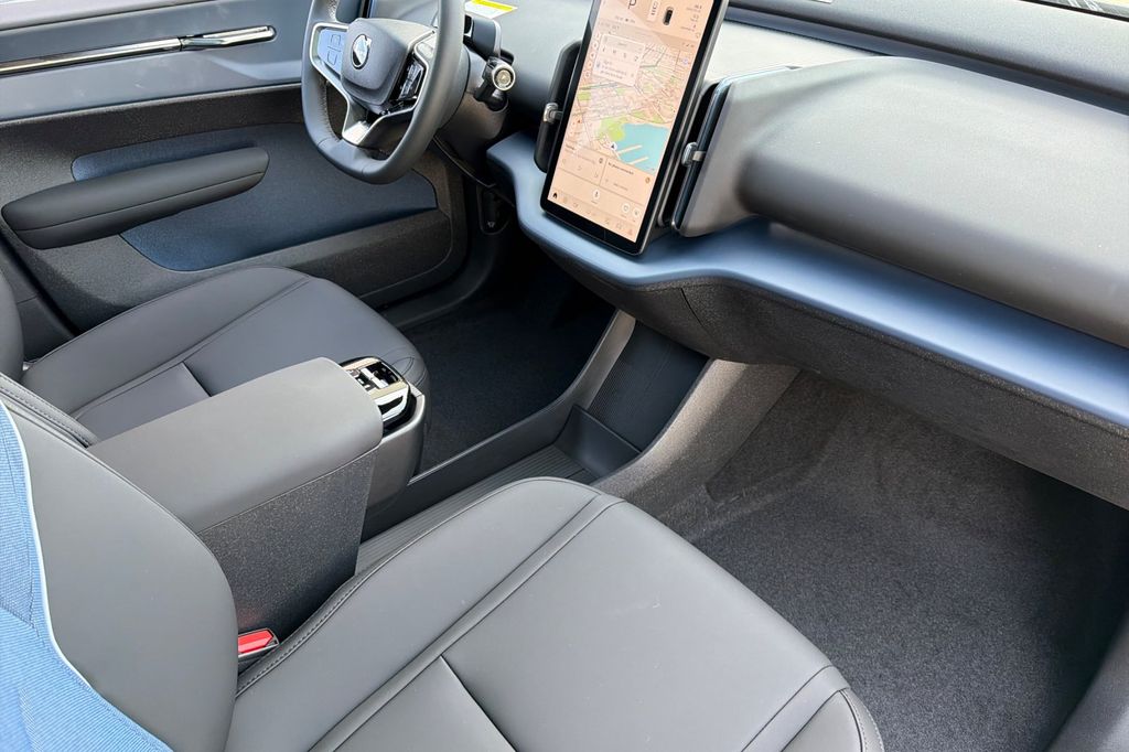 2026 Volvo EX30 Plus - Photo 16