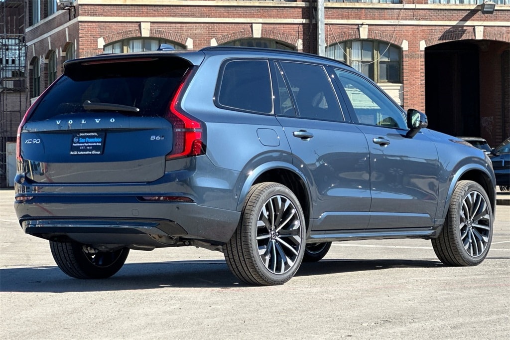 New 2026 Volvo XC90 B6 Ultra Dark Theme 7-Seater SUV
