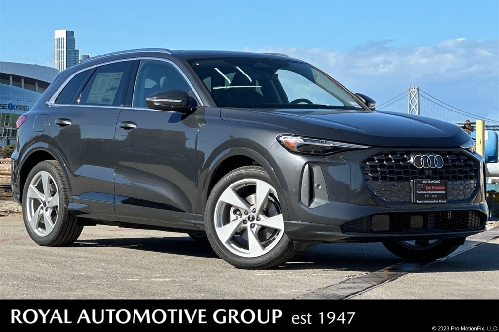 2025 Audi New Q5 Prestige's photo
