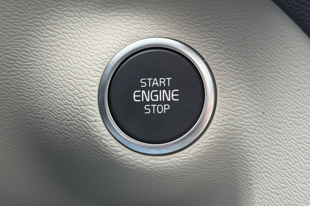 2026 Volvo XC40 Plus - Photo 23
