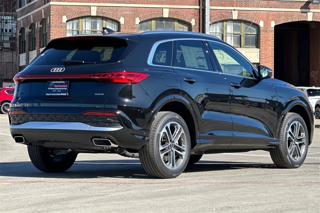 2025 Audi Q5 2.0T Premium Plus photo 4