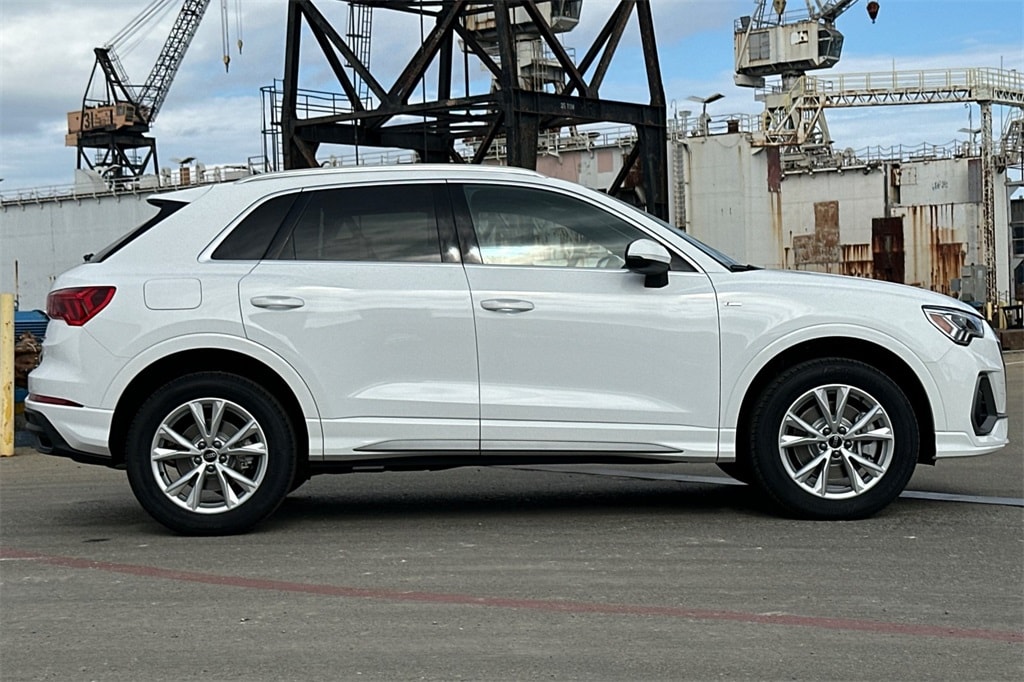 New 2025 Audi Q3 45 S line Premium SUV