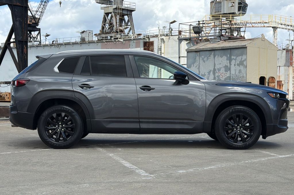 2023 Mazda CX-50 2.5 S Preferred Plus Package photo 2