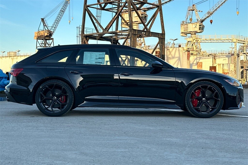 2026 Audi RS 6 Avant Performance Base photo 2