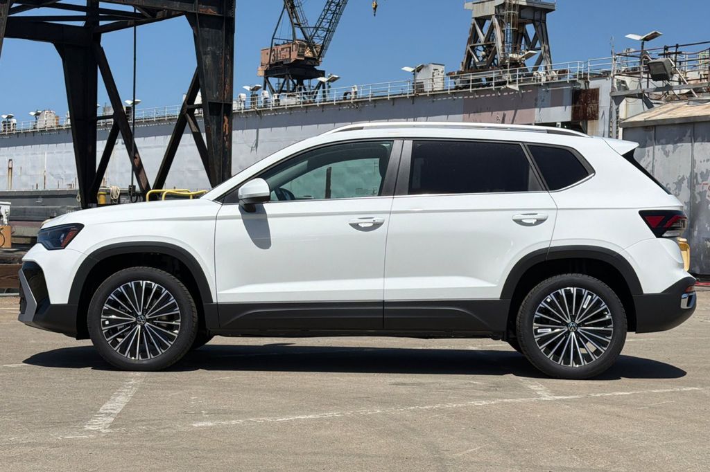 2026 Volkswagen Taos SE - Photo 7