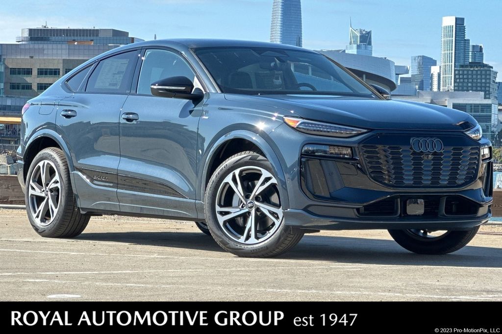 2027 Audi Q6 Sportback e-tron Premium Plus quattro's photo