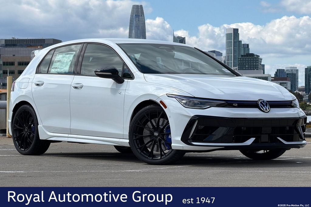 2026 Volkswagen Golf R Golf R 4-door DSG's photo