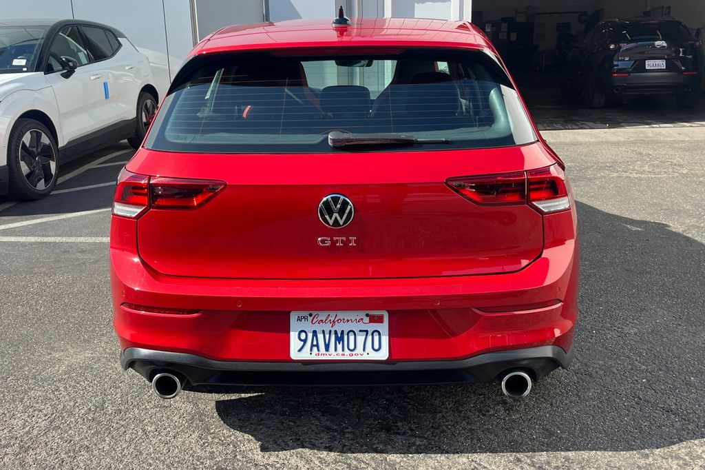 2022 Volkswagen Golf GTI 2.0T S photo 4