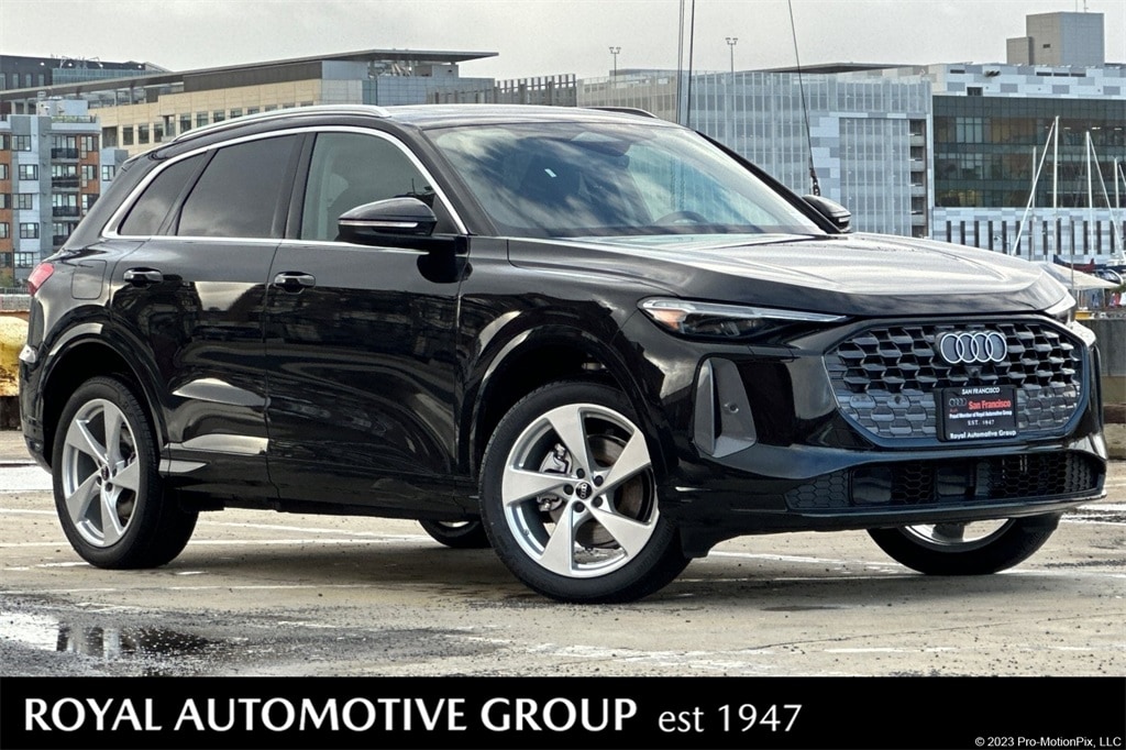 2025 Audi New Q5 Premium Plus's photo