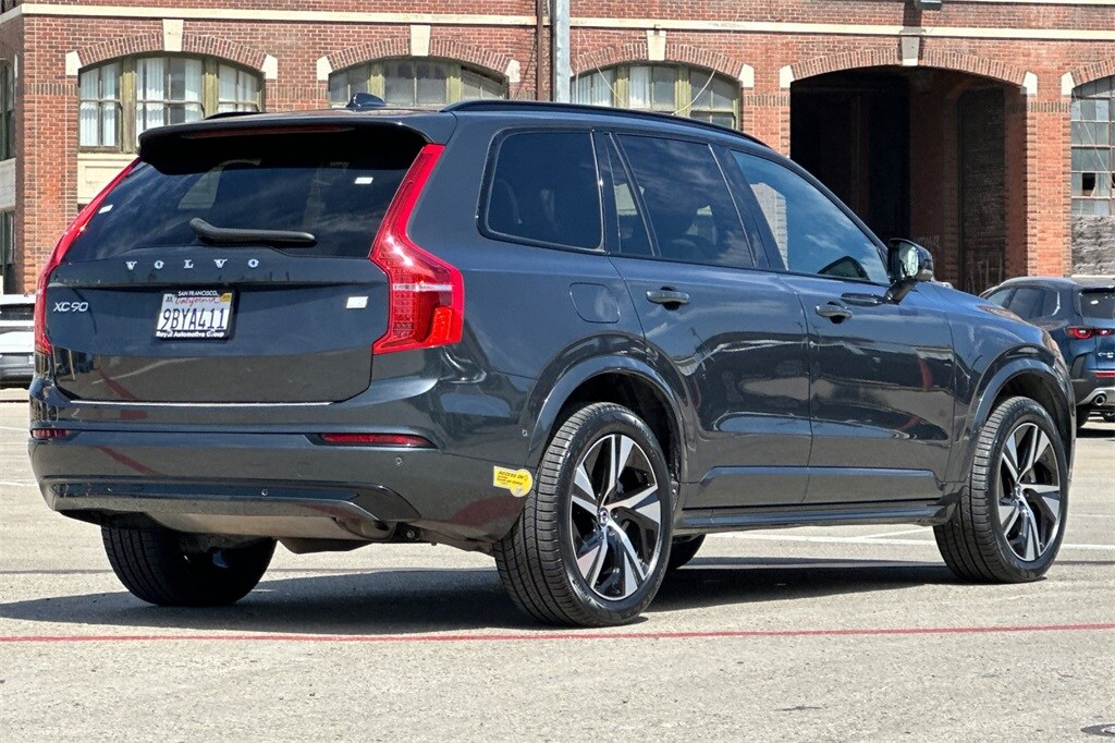 Used 2022 Volvo XC90 Recharge Plug-In Hybrid T8 R-Design Extended Range 7P SUV