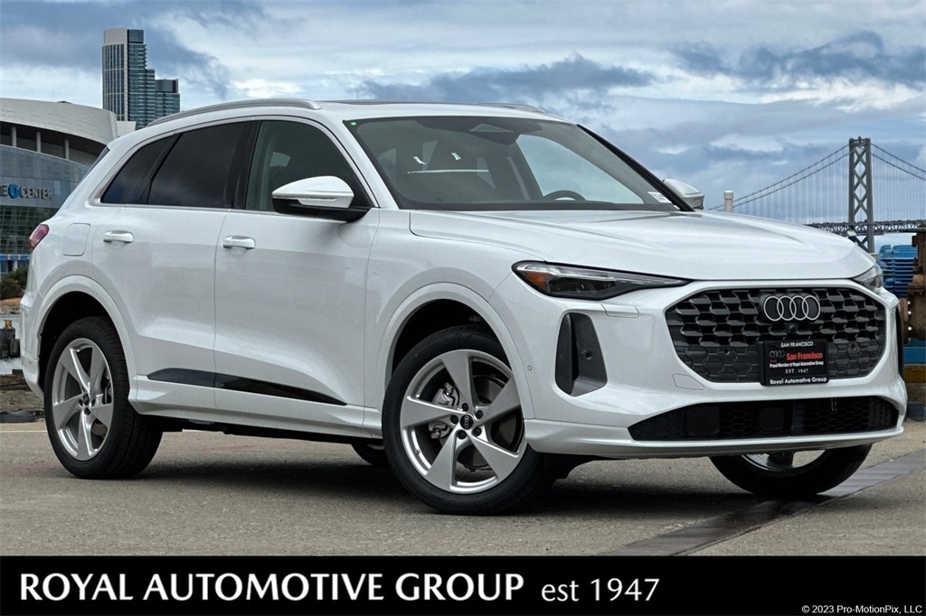 2025 Audi New Q5 Premium Plus's photo