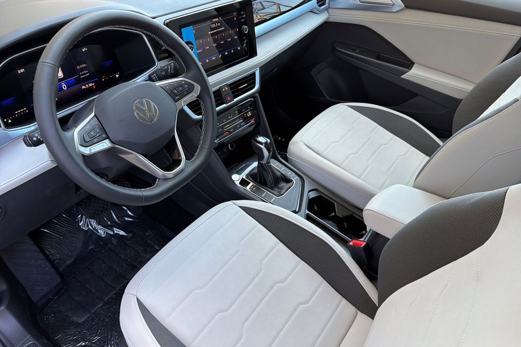 2026 Volkswagen Taos SE - Photo 10