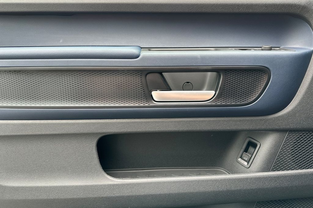 2025 Volkswagen ID. Buzz PRO S - Photo 8