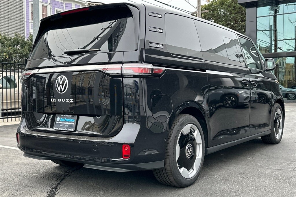 2025 Volkswagen ID. Buzz Pro S photo 4