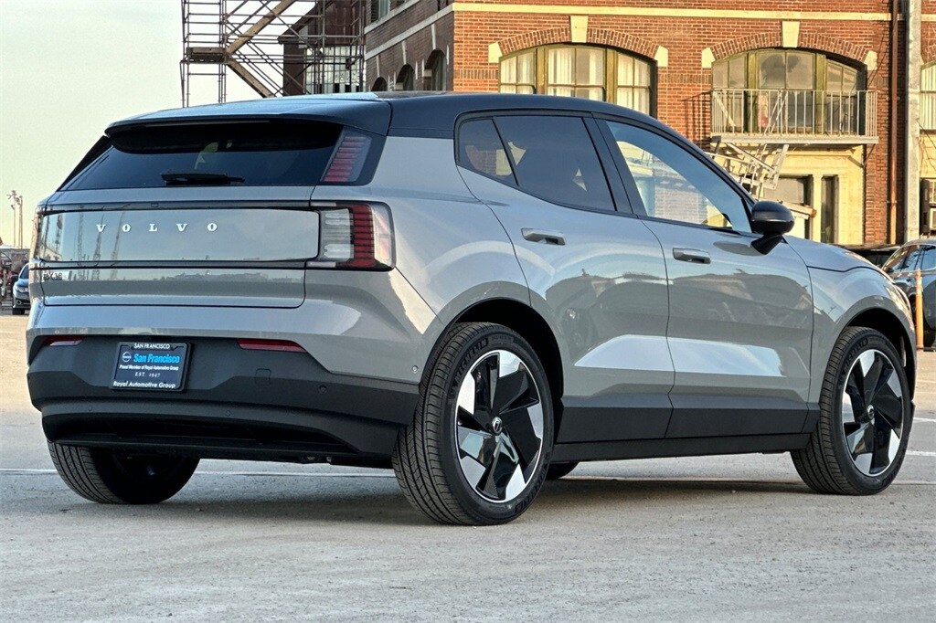 2026 Volvo EX30 Ultra photo 4