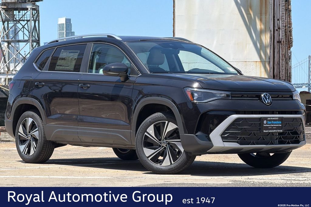 2026 Volkswagen Taos 1.5T SE 4Motion's photo