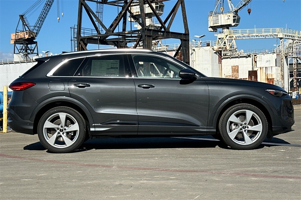 2025 Audi Q5 2.0T Premium photo 3