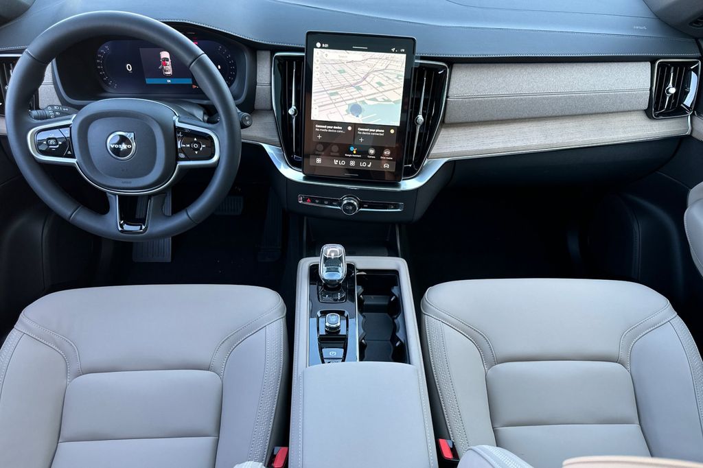 2026 Volvo XC90 Core - Photo 10