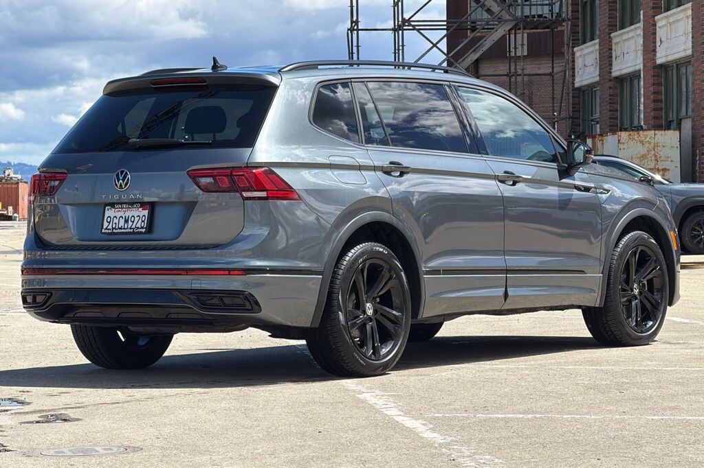 Used 2023 Volkswagen Tiguan 2.0T SE R-Line Black SUV