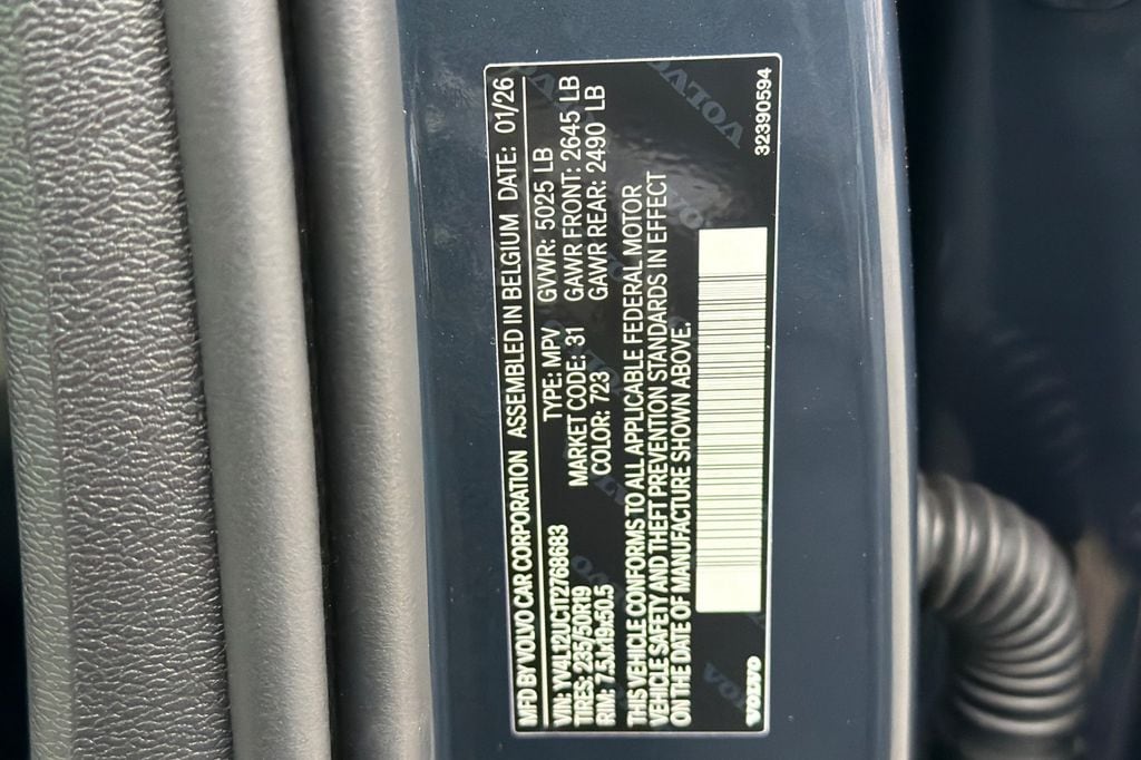 2026 Volvo XC40 Plus - Photo 27