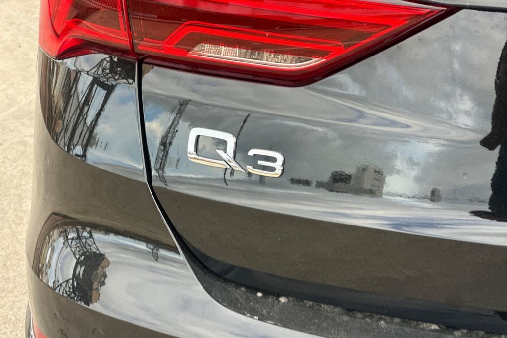 2025 Audi Q3 S Line Premium - Photo 22