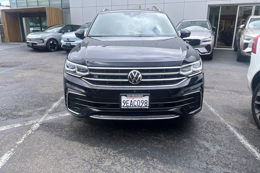 2022 Volkswagen Tiguan 2.0T SEL R-Line photo 6