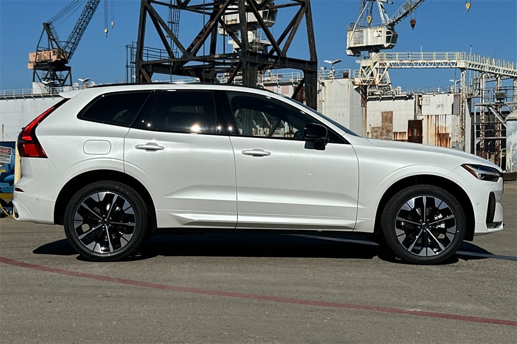 New 2026 Volvo XC60 B5 Plus SUV