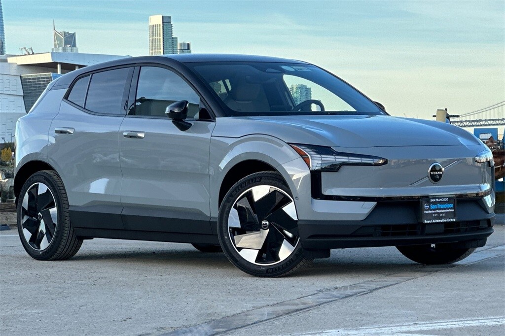 2026 Volvo EX30 Ultra photo 2