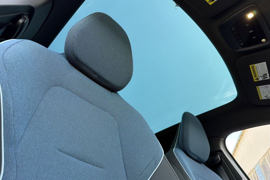 2026 Volvo EX30 Plus - Photo 17