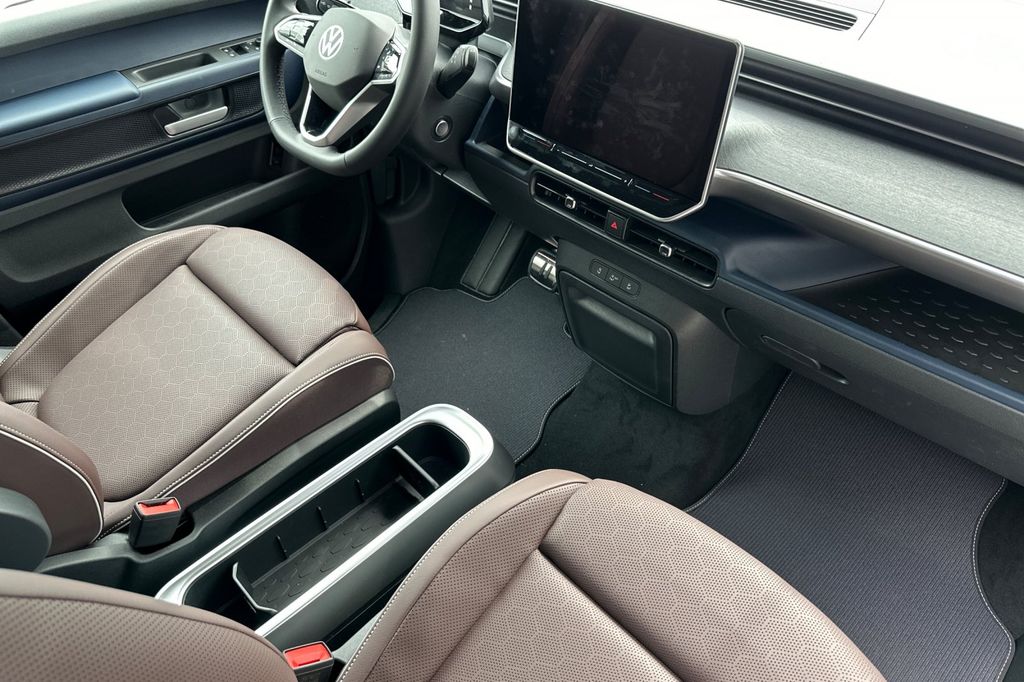 2025 Volkswagen ID. Buzz PRO S - Photo 14
