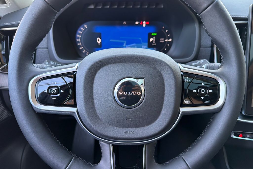 2026 Volvo XC90 Ultra - Photo 25