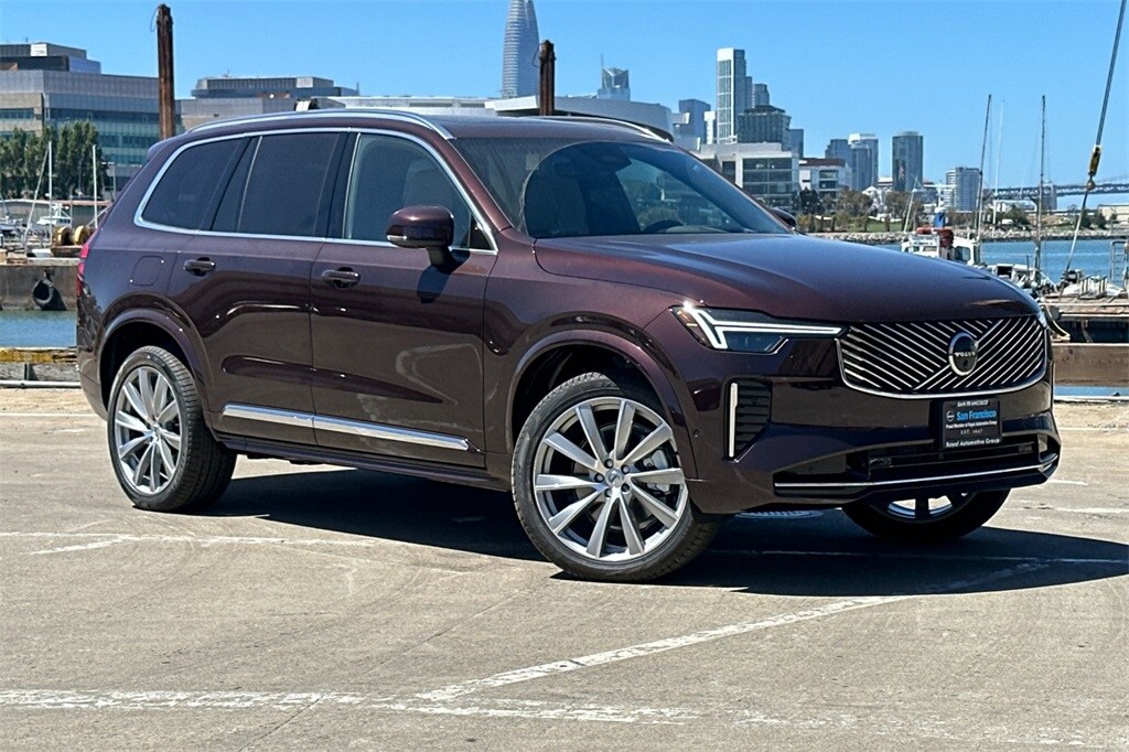 2025 Volvo XC90 photo 2