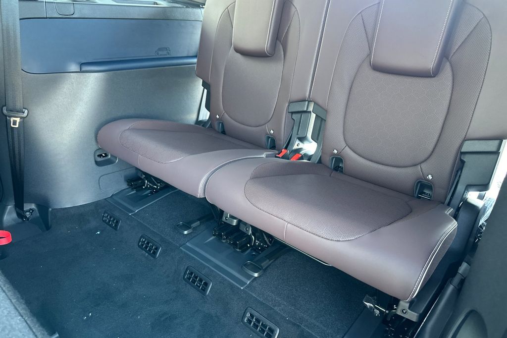 2025 Volkswagen ID. Buzz PRO S - Photo 12