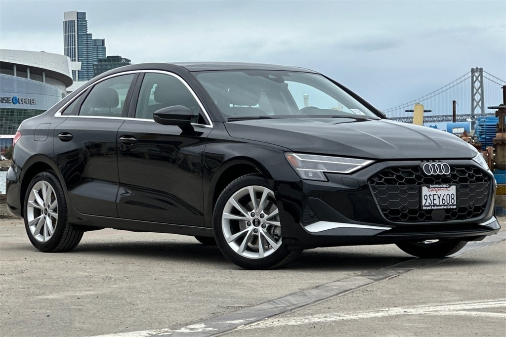 2025 Audi A3 2.0T Premium photo 2